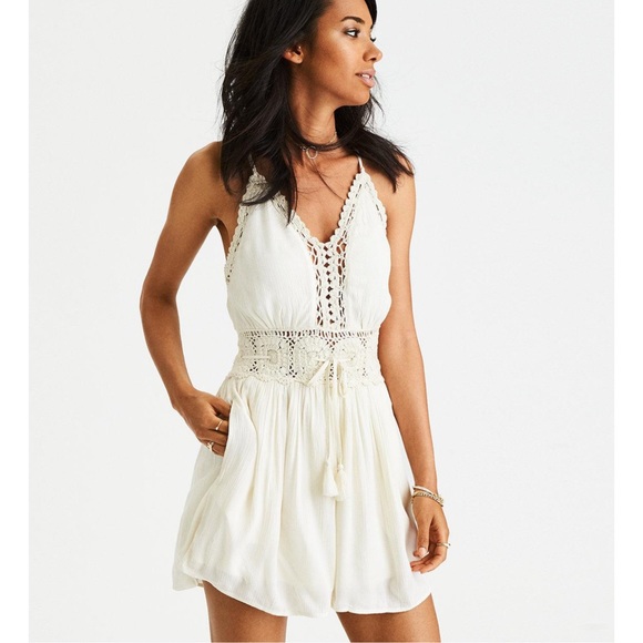 AMERICAN EAGLE Cream Crochet Bohemian Romper - Picture 2 of 16